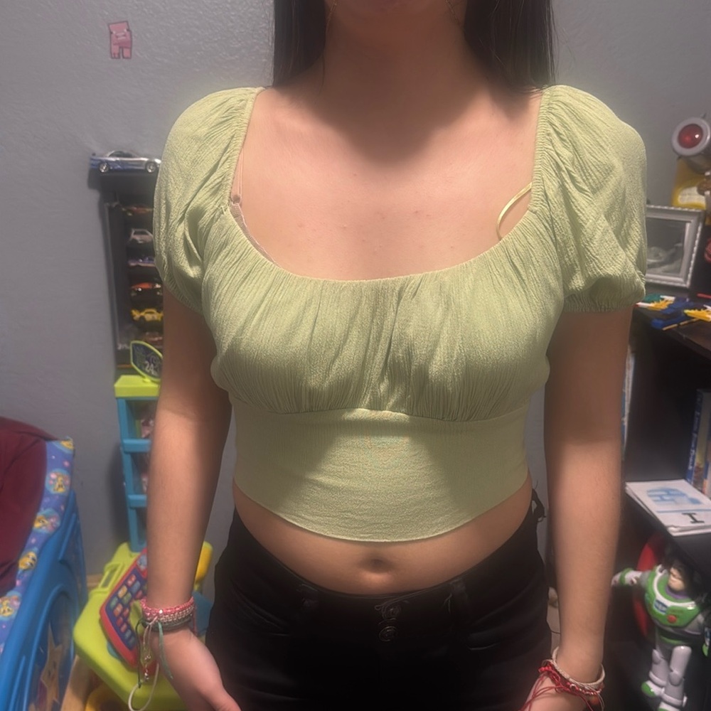 Green crop top